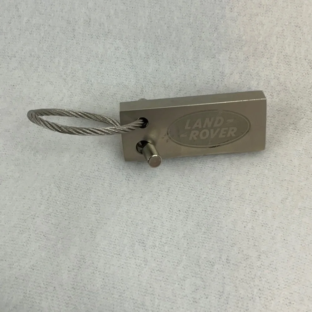 Land Rover Keychain - Picture 2 of 4